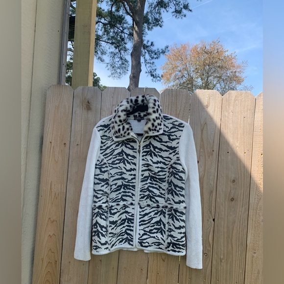 Lisa International Cream Spots Faux Fur Suede Sweater Jacket Sz small zebra‎ - Picture 4 of 10